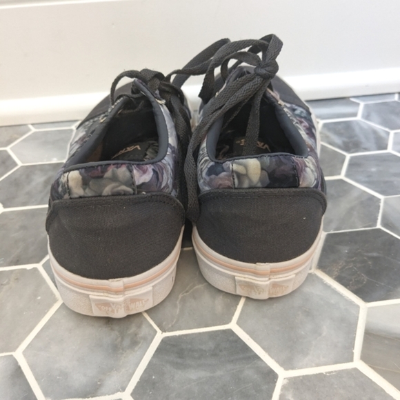Vans Ward Women's Grey Floral Rose Skate Sneakers Shoes - Picture 4 of 9